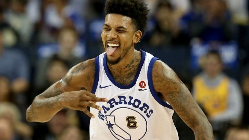 与高飞球均 与高飞球均