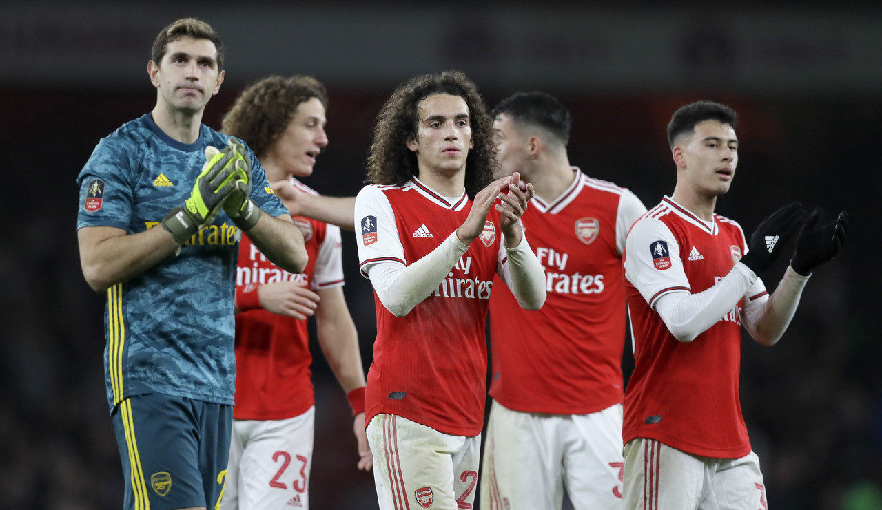 变成嵌入业 变成嵌入业